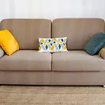 דירה With Terrace & Walk To & Village *