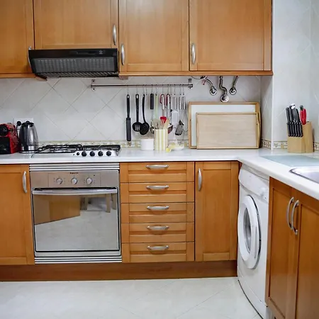 公寓 Ferragudo Beach Apartment With Sunset Terrace, Air Conditioning, Wi-Fi & Free Parking *