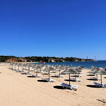Ferragudo Beach Apartment With Sunset Terrace, Air Conditioning, Wi-Fi & Free Parking Appartement *