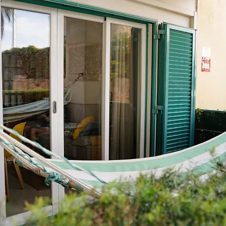 公寓 Ferragudo Beach Apartment With Terrace & Walk To Beach & Village *