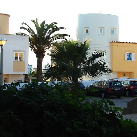 Ferragudo Beach Apartment With Terrace & Walk To Beach & Village * Ferragudo (Faro)