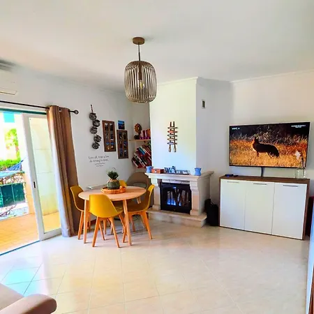 Apartamento With Sunset Terrace, Air Conditioning, Wi-fi & Free Parking Ferragudo (Faro)